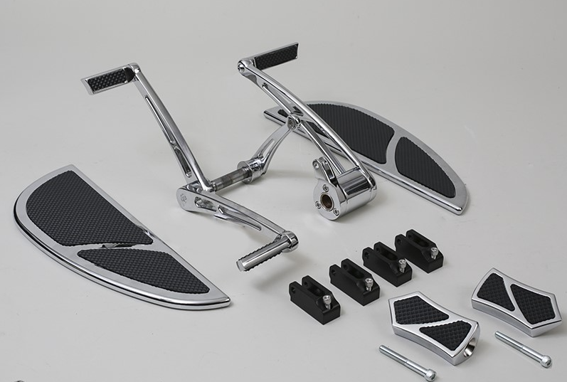 FORWARD CONTROLS WITH HEEL-TOE & 905 FLOORBOARD KIT