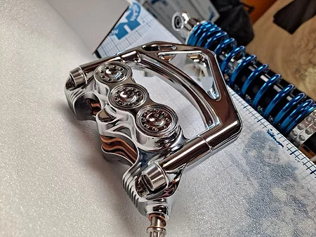 Stoppie King™ Monoblock Radial Caliper Left Side for 18" Rotor - Chrome Finish