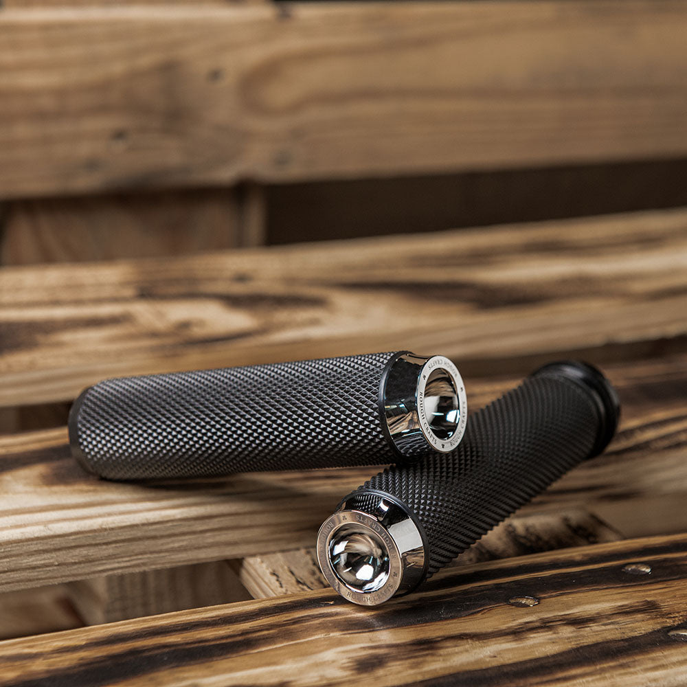 ROUGH CRAFTS® GRIPS, CHROME