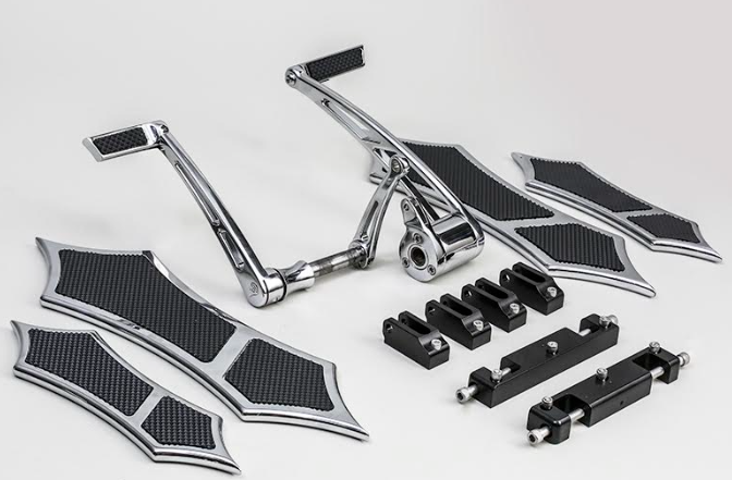 FORWARD CONTROLS WITH TOE SHIFTER & 966 FLOORBOARD KIT