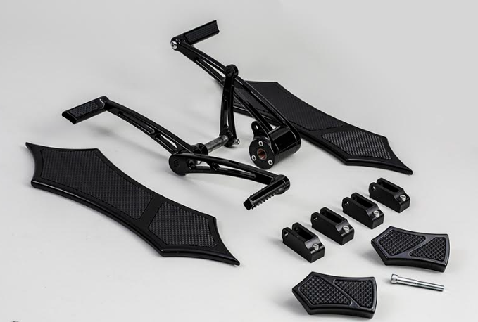 FORWARD CONTROLS WITH HEEL-TOE & 966 FLOORBOARD KIT