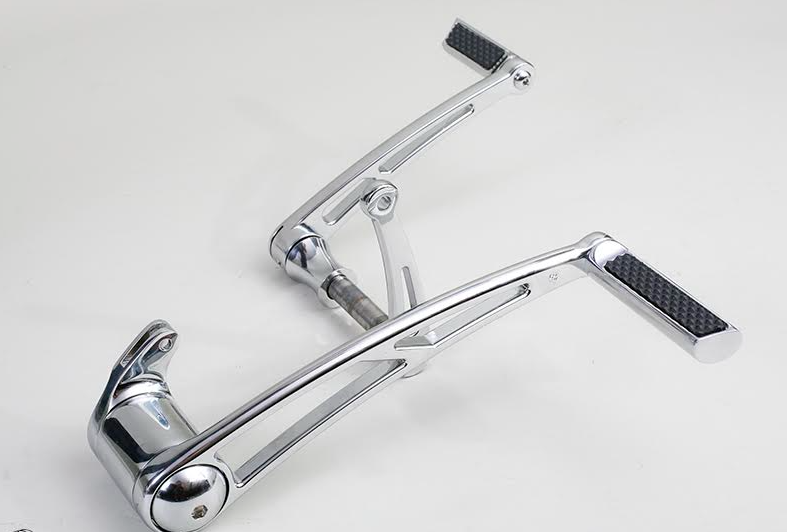 FORWARD CONTROL KIT WITH TOE SHIFTER