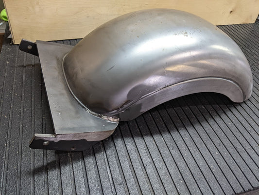 CLEARANCE ITEM  11" Strutless Fender