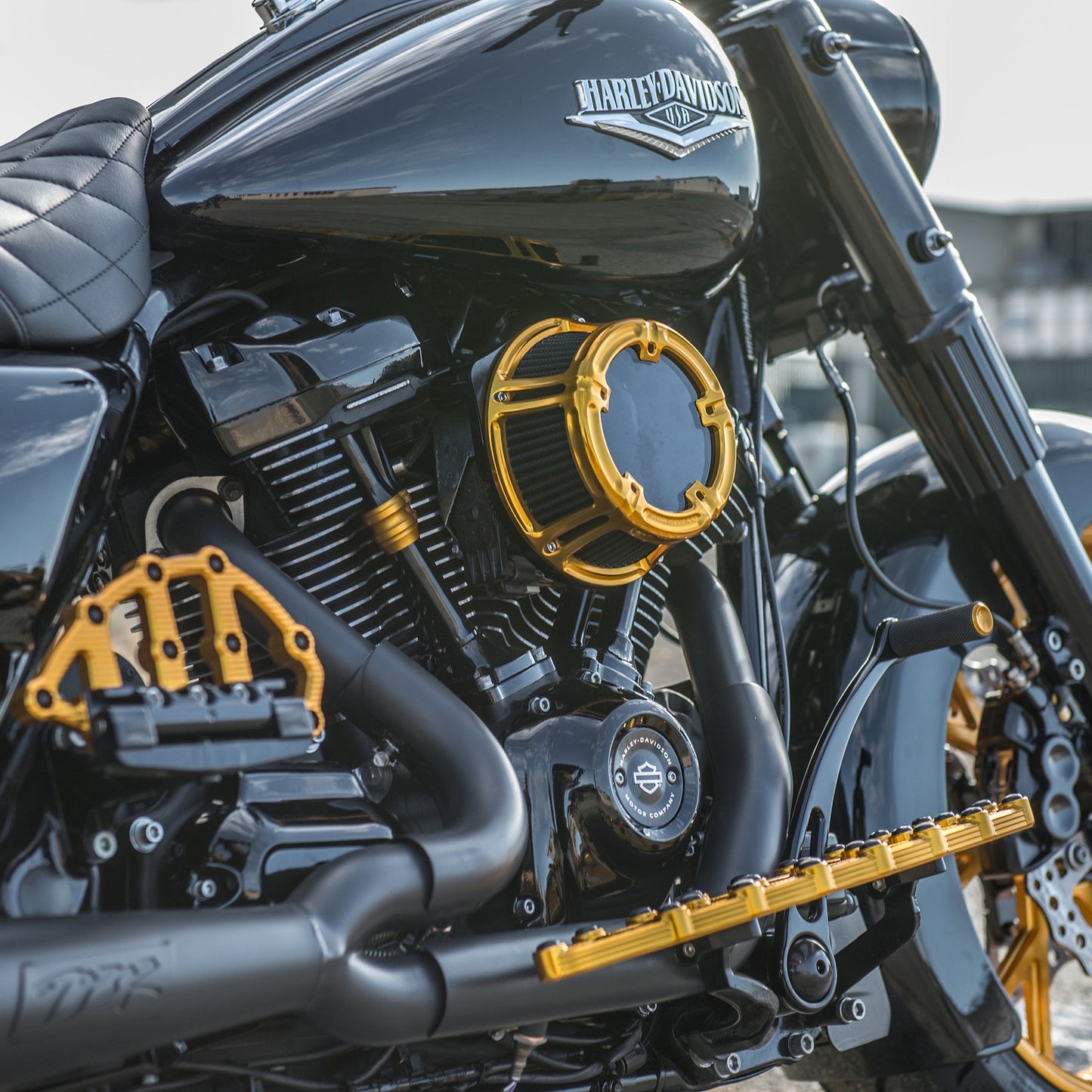 KNURLED SHIFT PEGS, GOLD