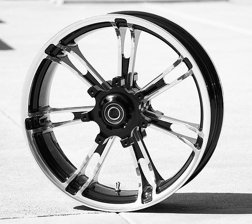 18X5.5 SLICER 2 POLISHED/BLACK
