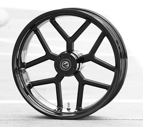 18X5.5 VENOM BLACK