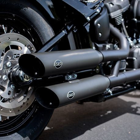 SLASH CUT SLIP-ONS for M8 SOFTAIL® MODELS—Black