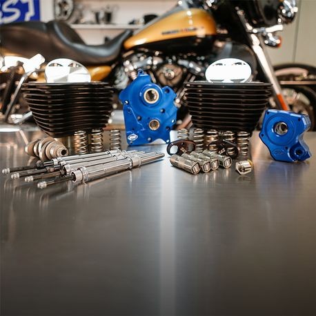 Power Package - 128 CI Oil Cooled, Chain Drive, w/ Non-Highlighted Fins and Chrome Pushrod Tubes, Wrinkle Black, 2017-up M8 114" Models