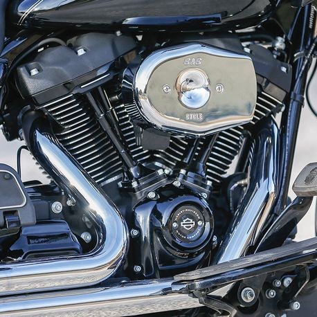 Stealth Air Cleaner Kit with Chrome Tribute Cover for 2017-Up HD® M8 Models