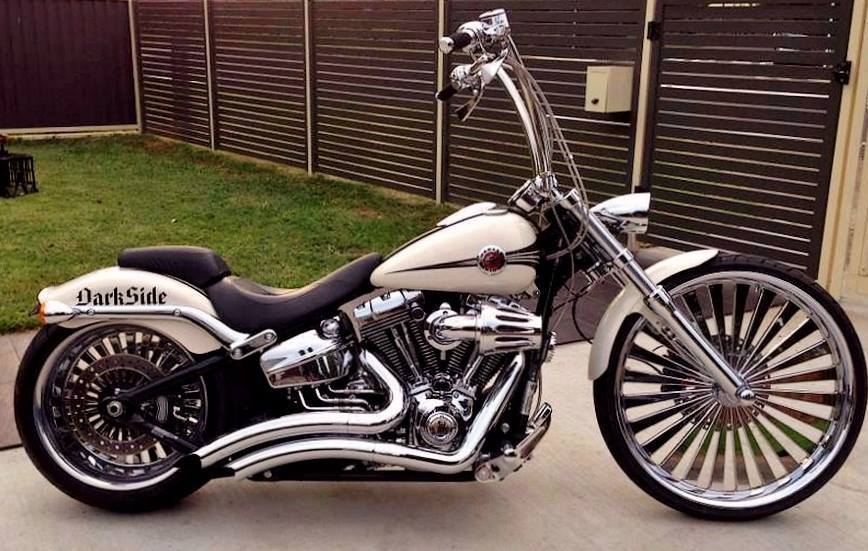 PENTHOUSE FRONT WHEEL
