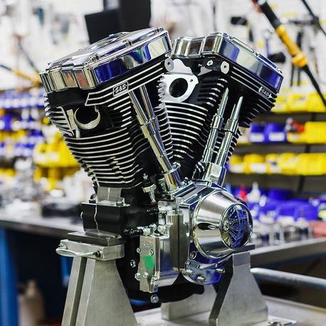 Chrome and Winkle Black V124 Long Block Engine w/o Induction/Ignition, 640 Cam, and Chrome Billet Gear Cover
