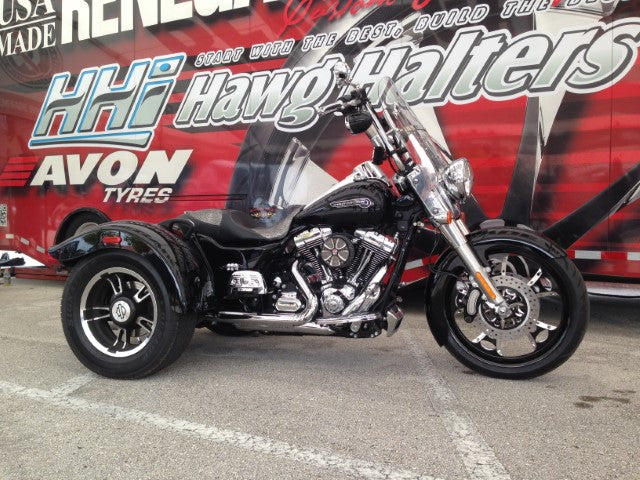 TRIKE TAHOE BLACK WHEELS