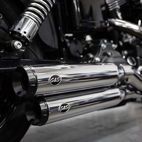 GRAND NATIONAL® SLIP-ONS for 2008–2017 DYNA® MODELS with 2-1-2 EXHAUST–Chrome