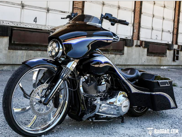 CLASSIC SERIES FAIRING WITH FLUSH SIGNALS