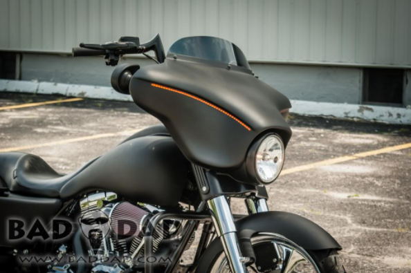 CLASSIC SERIES FAIRING WITH FLUSH SIGNALS