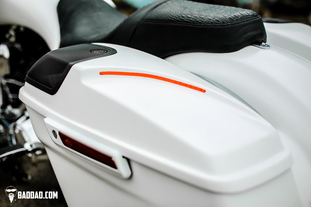 COMPETITION SERIES SPEAKER LIDS WITH FLUSH LIGHTS