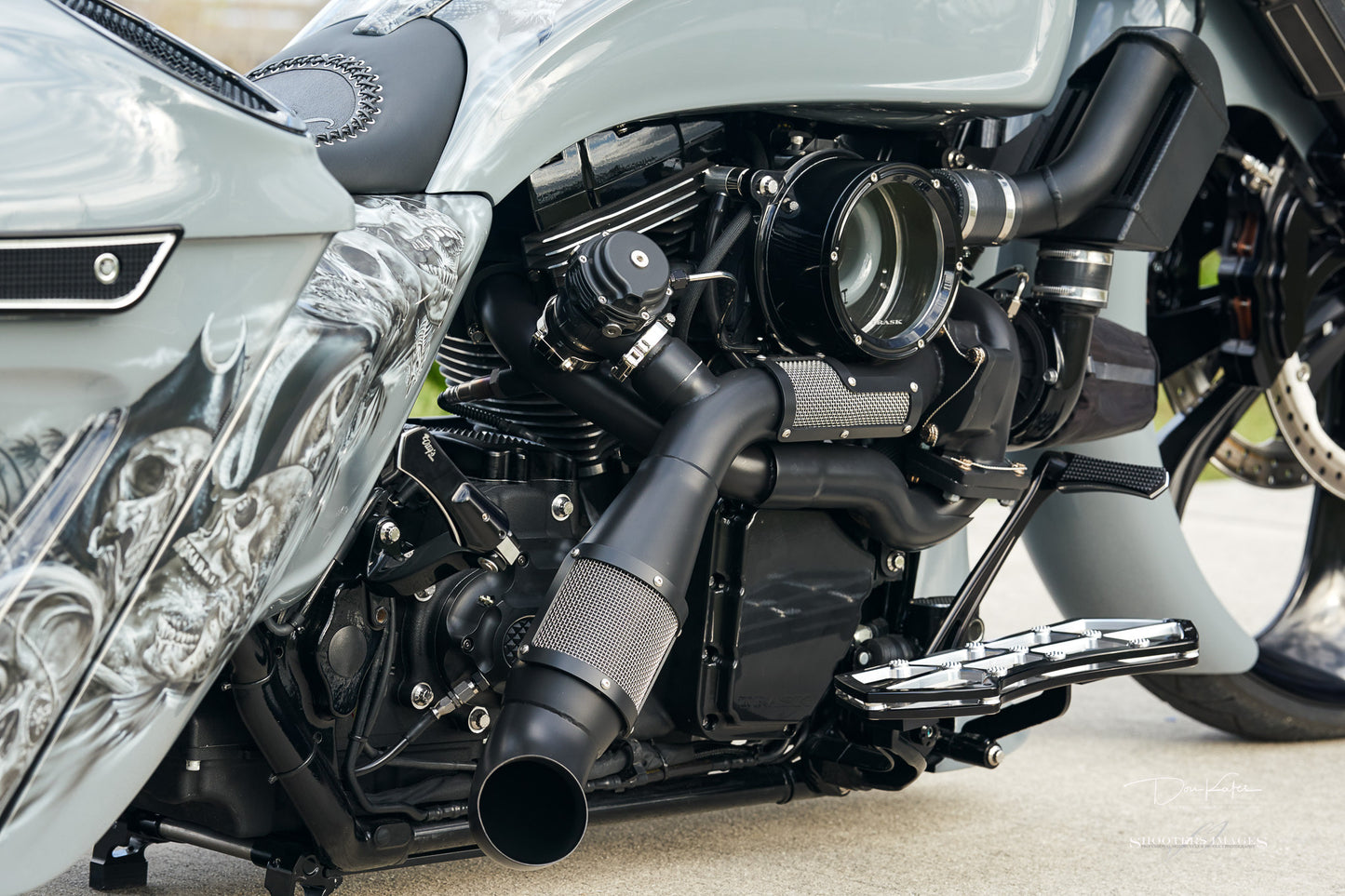 DIAMOND REAR PEGS